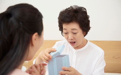 Món quà sinh nhật của người lái xe ôm lại tiết lộ thân thế của tôi