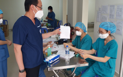 Quy định mới tạo thuận lợi cho người mắc COVID-19 hưởng BHXH