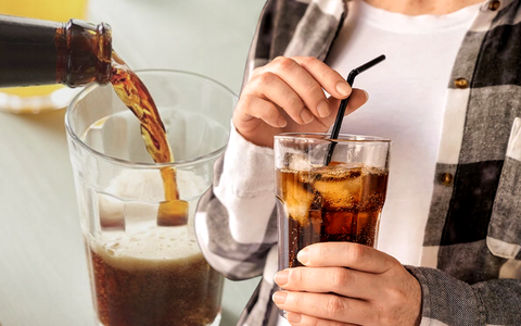 2 đồ uống có ga có thể hủy hoại sức khỏe đường ruột của bạn đến không ngờ