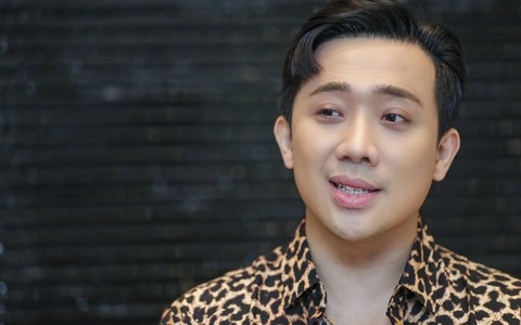 Người nước ngoài nhận xét Trấn Thành nói tiếng Anh: Phát âm không hoàn hảo vì đang cố giả giọng, nhưng nhìn chung như này
