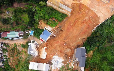 Khởi tố ba cán bộ trong vụ sập taluy làm 5 người thương vong ở Đà Lạt