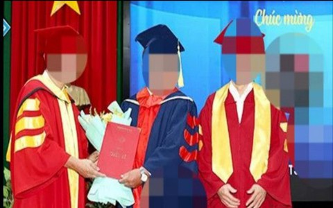 Sính bằng cấp gây lệch lạc động cơ làm tiến sĩ