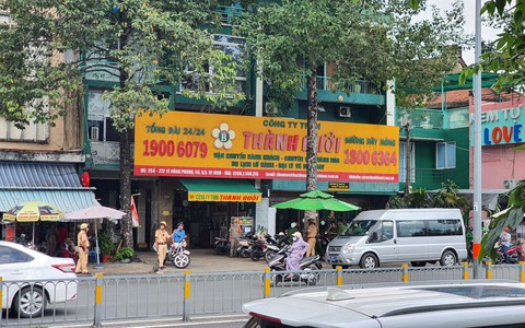 NÓNG: Công an TP HCM đang kiểm tra trụ sở chính nhà xe Thành Bưởi