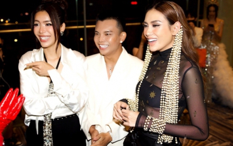 Minh Tú xuất hiện sau màn cầu hôn bất ngờ với bạn trai ngoại quốc, biểu cảm gây chú ý