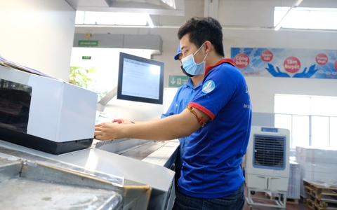 Một doanh nghiệp tại TP HCM công bố thưởng Tết 80-100 triệu đồng/người
