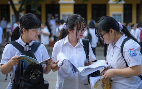 Trường chuyên đầu tiên ở Hà Nội công bố cấu trúc đề thi vào lớp 10 năm 2024