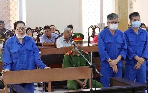 Vụ án 'bà trùm' Mười Tường: Hai cựu cán bộ công an An Giang bị xét xử tội 'Rửa tiền'