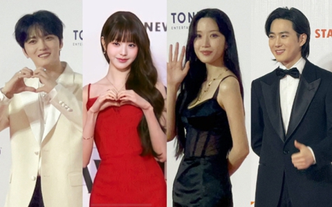 Siêu thảm đỏ AAA 2023: Jang Won Young chấp camera thường, nam thần gen 2 Jae Joong - Suho so đọ visual cực gắt