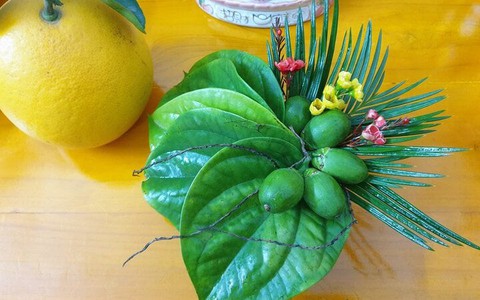 Chuẩn bị lễ cúng, cần mua bao nhiêu quả cau, bao nhiêu lá trầu?