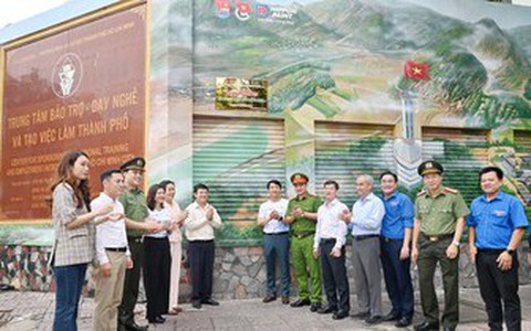 Ngắm con đường bích họa quảng bá nét đẹp Việt Nam vừa ra mắt tại trung tâm TPHCM