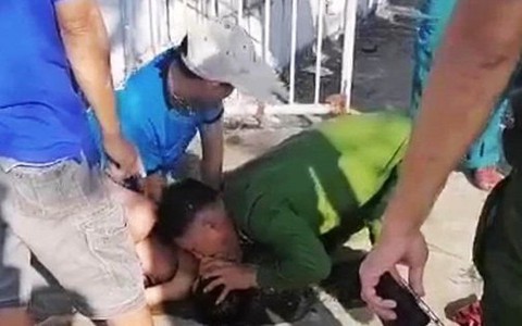 3 chiến sĩ công an lao xuống hồ cứu sống học sinh bị đuối nước