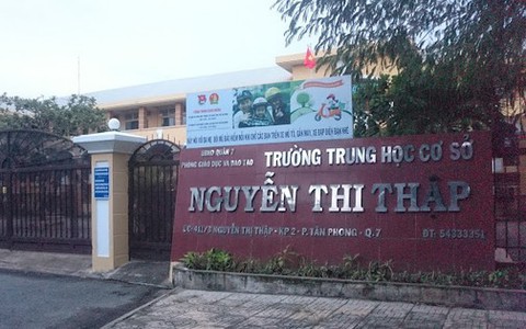 Vụ nữ sinh bị đánh trong nhà vệ sinh: Phòng GD&ĐT quận 7 xử lý ra sao?