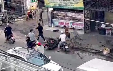 Bình Dương thông tin vụ đâm chém kinh hoàng sau va chạm giao thông