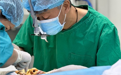 Nhiều phụ nữ trầm cảm sau nhấn mí và cắt mí mắt hỏng