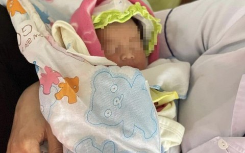 Câu chuyện đau lòng sau vụ con gái của Chỉ huy trưởng quân sự xã bị bỏ rơi