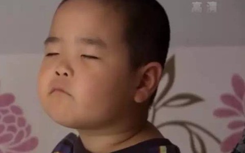 Sao nhí "bướng bỉnh" nhất màn ảnh Cbiz: Bố mẹ phải cho dừng hoạt động nghệ thuật để bảo vệ con, giờ cuộc sống cực hạnh phúc