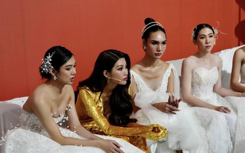 Thua cay đắng trước team Quỳnh Hoa nhưng ai cũng bất ngờ trước màn lột xác của team Quỳnh Châu tại Miss International Queen