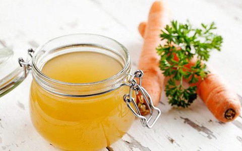 Cách nấu nước dùng ngọt thơm tự nhiên không cần xương hay mì chính