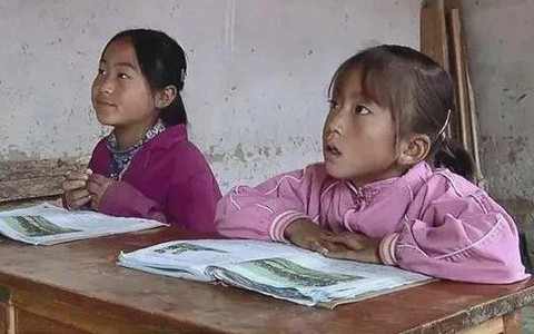 Bộ phim tài liệu kéo dài 6 năm về 3 đứa trẻ xuất thân ở các tầng lớp xã hội khác nhau chỉ ra: Đâu là YẾU TỐ CHÍNH để thành công