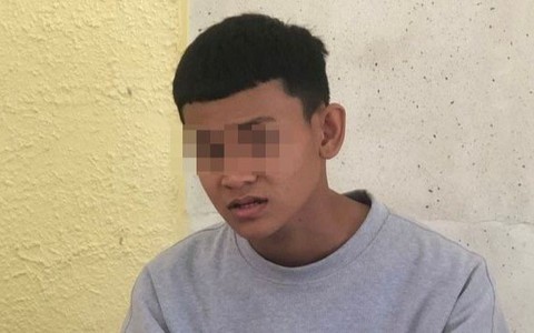 Bênh bạn, học sinh lớp 10 rút dao đâm thiếu niên 16 tuổi tử vong