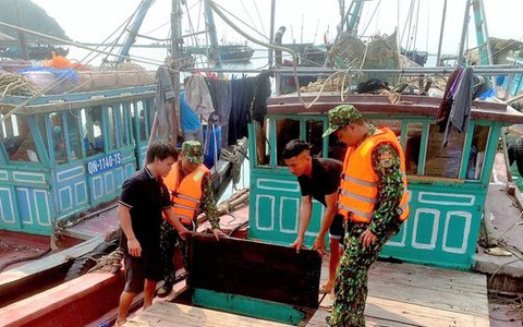 Bắt giữ 6 tàu đánh bắt thủy sản trái phép
