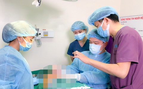 Người phụ nữ ở TP HCM khóc ra máu suốt 40 năm