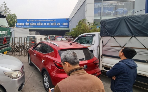Từ hôm nay (22/3) ô tô mới được miễn đăng kiểm, xe cũ được kéo dài thời hạn đăng kiểm