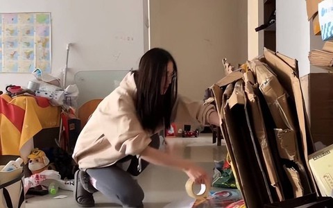 Tốt nghiệp đại học top đầu, sau 4 lần nhảy việc, cô gái ngồi nhà kiếm ‘ngon ơ’ 40 triệu/tháng nhờ thu gom đồng nát: ‘Bằng cấp chỉ là xiềng xích’
