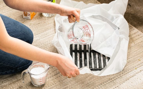 So sánh 4 phương pháp làm sạch vỉ nướng đang phổ biến và mức độ hiệu quả 