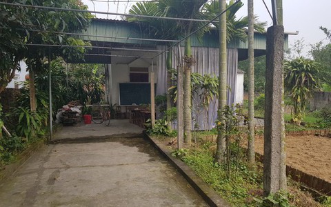 Tạm giữ thầy giáo bị tố sàm sỡ nữ sinh ở Hà Tĩnh