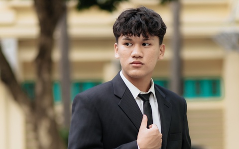 Vượt qua bão bệnh, nam sinh trúng học bổng 6,2 tỷ đồng tại Mỹ dù điểm IELTS và SAT ở mức trung bình