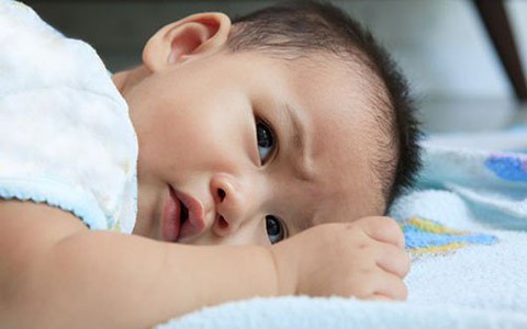 Trẻ thiếu kẽm có 4 biểu hiện trên cơ thể, làm theo cách này cả năm con bạn không lo thiếu kẽm