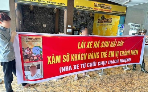 Công an làm việc với tài xế xe khách bị tố 'sàm sỡ hành khách trẻ em vị thành niên'