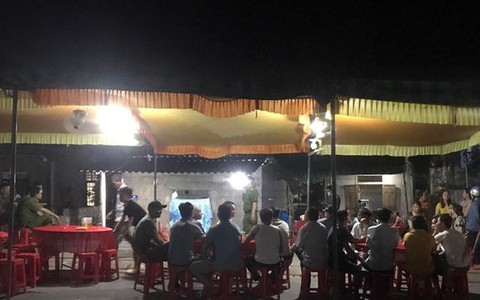 Nam sinh lớp 9 tử vong sau cú đâm chí mạng của một học sinh khác trường