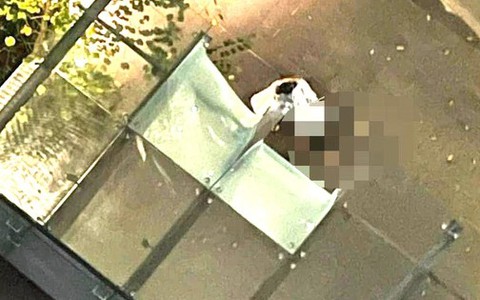 Trèo cửa sổ đi chơi với người yêu, cô gái rơi lầu tử vong