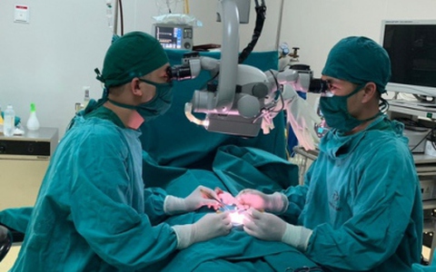 Đau đớn do tiêm mỡ tự thân để làm to dương vật
