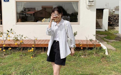 Đây đích thị là mẫu quần short ''chân ái'' cho nàng công sở: Mát mẻ, trẻ trung lại vẫn đảm bảo tính thanh lịch