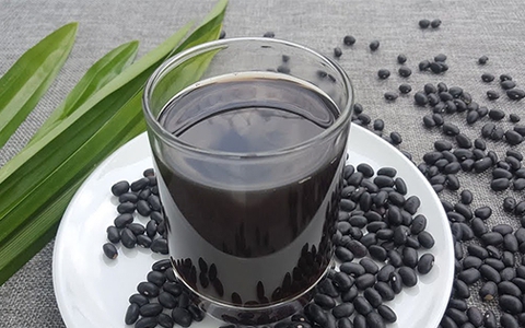 Cốc đỗ đen mát lạnh ngày hè ai cũng thích nhưng lại là 'thuốc độc' với những người sau