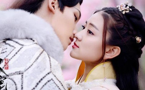 5 phim Trung Quốc có nhiều cảnh hôn nhất mọi thời đại: 'Trùm cuối' lập kỷ lục hơn 300 lần!