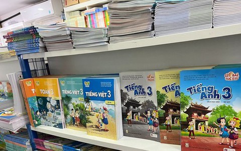 Khi nào phát hành SGK lớp 4, 8, 11 theo chương trình giáo dục phổ thông mới?