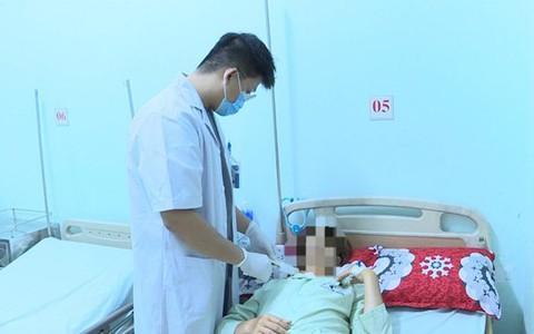 Đắk Nông: Một phụ nữ đang ngủ bất ngờ bị bạn trai đột nhập, đâm trọng thương
