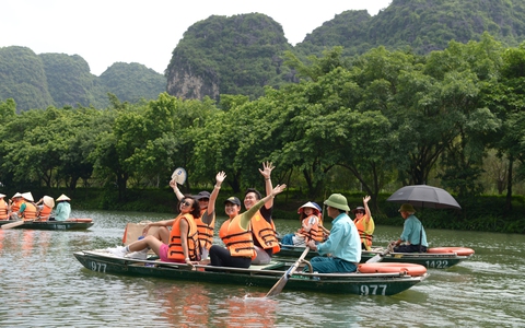 Du lịch hè: Tour ngoại lấn lướt tour nội