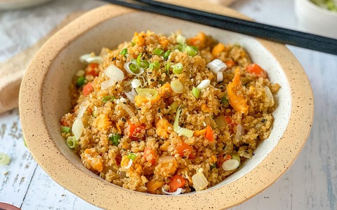 Món cơm rang dành cho người ăn kiêng, hương vị thơm bùi lạ miệng