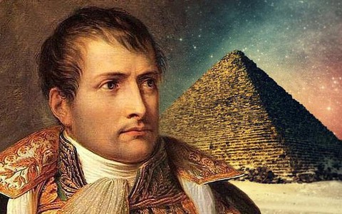 Có phải Napoleon từng ngủ trong Đại kim tự tháp Giza hay không?