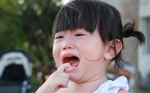Làm thế nào khi cha mẹ có đứa con quá “mong manh dễ vỡ”?