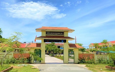 Gia đình đau xót khi con bị 30 bạn đánh nhập viện