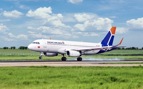 44 khách phải rời khỏi máy bay Pacific Airlines vì quá nóng