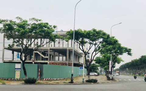 Bỏ tiền tỷ mua shophouse, 7 năm thành nhà hoang