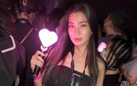 Show BlackPink sát ngày diễn: Người ôm vé tất tả bán tháo, chấp nhận lỗ