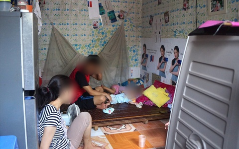 “Công nhân 4-5 người ở trong 10m2, nhìn vào không ai gọi đó là nhà”